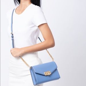 Authentic Micheal Kors Kinsley Purse